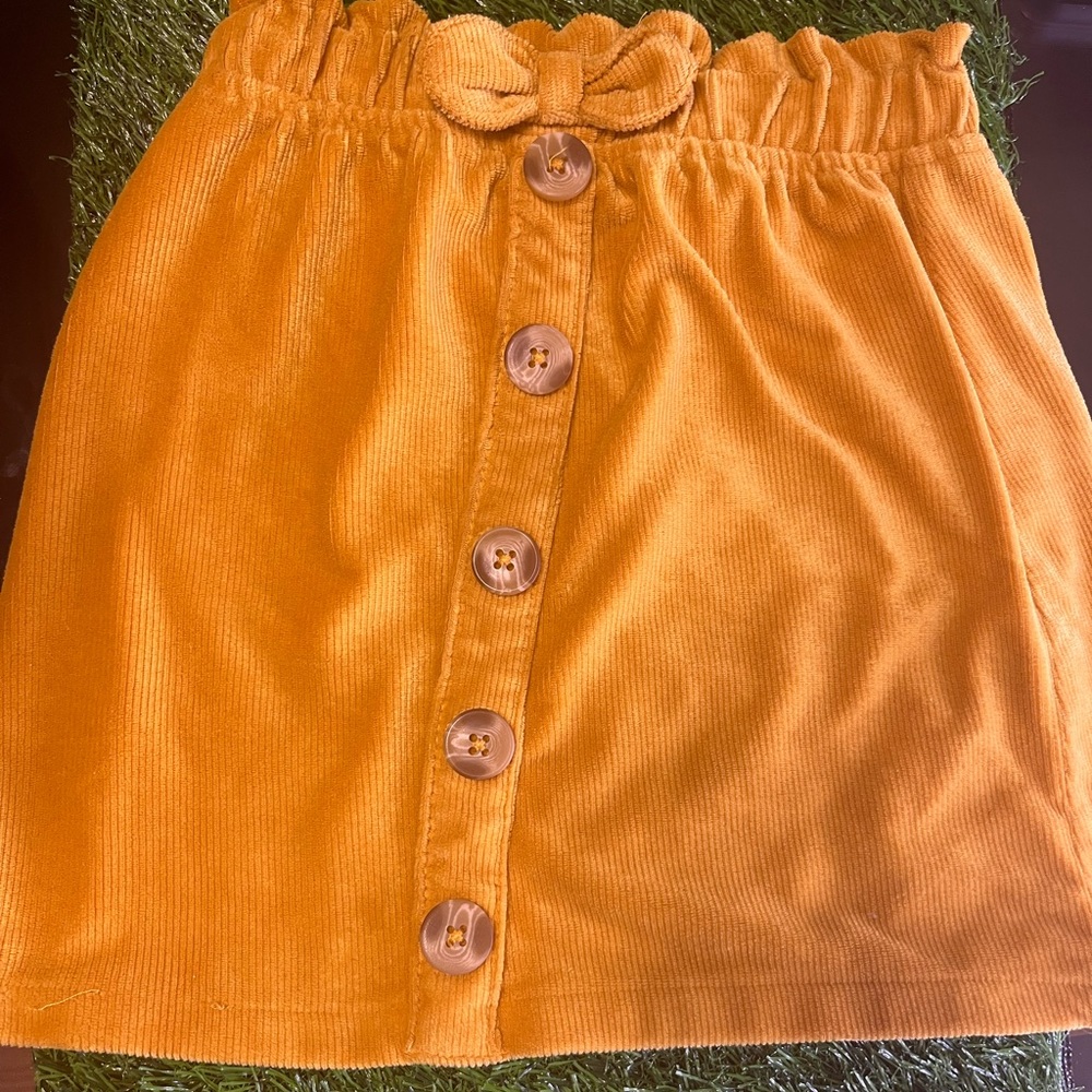 Skirt size 6 for girls